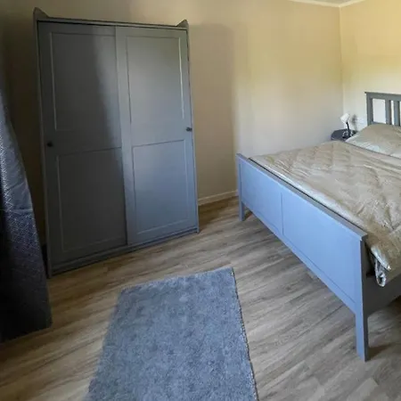 Huus-ritter In 公寓 *